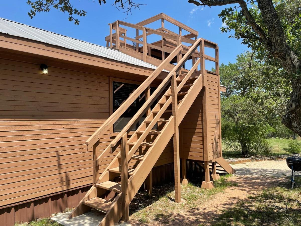 Walnut Canyon Cabins Fredericksburg Exterior photo